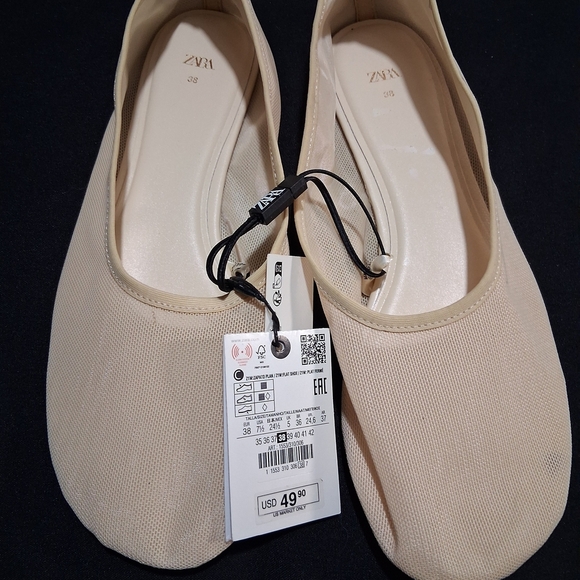 Zara Cream Minimalist Loafers Rounded Toe - Picture 8 of 8